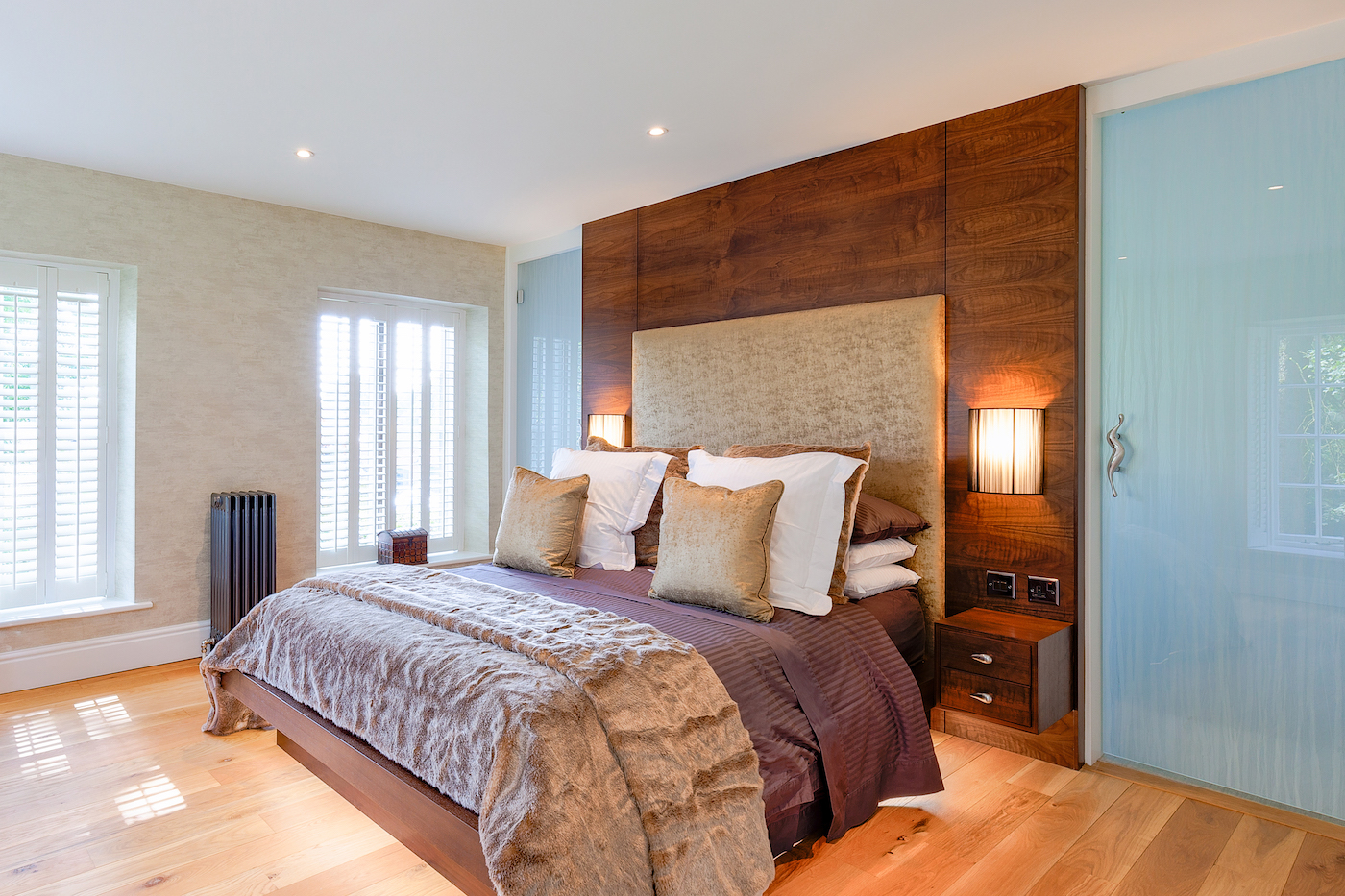 Dark Walnut Bedroom Wincle, Cheshire Our portfolio of bespoke