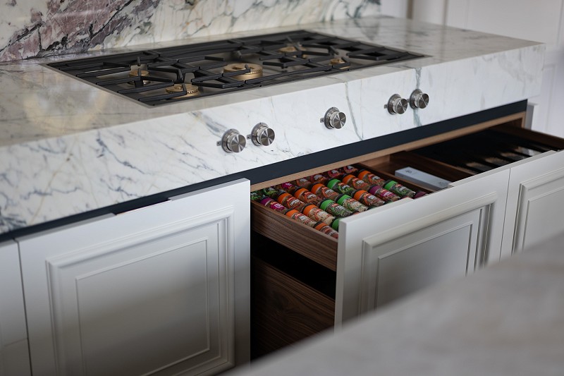 Colour confidence going beyond neutrals david lisle kitchen design 03