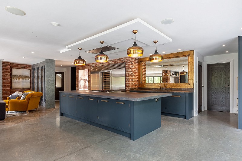 Dark kitchens light living david lisle kitchen design 04