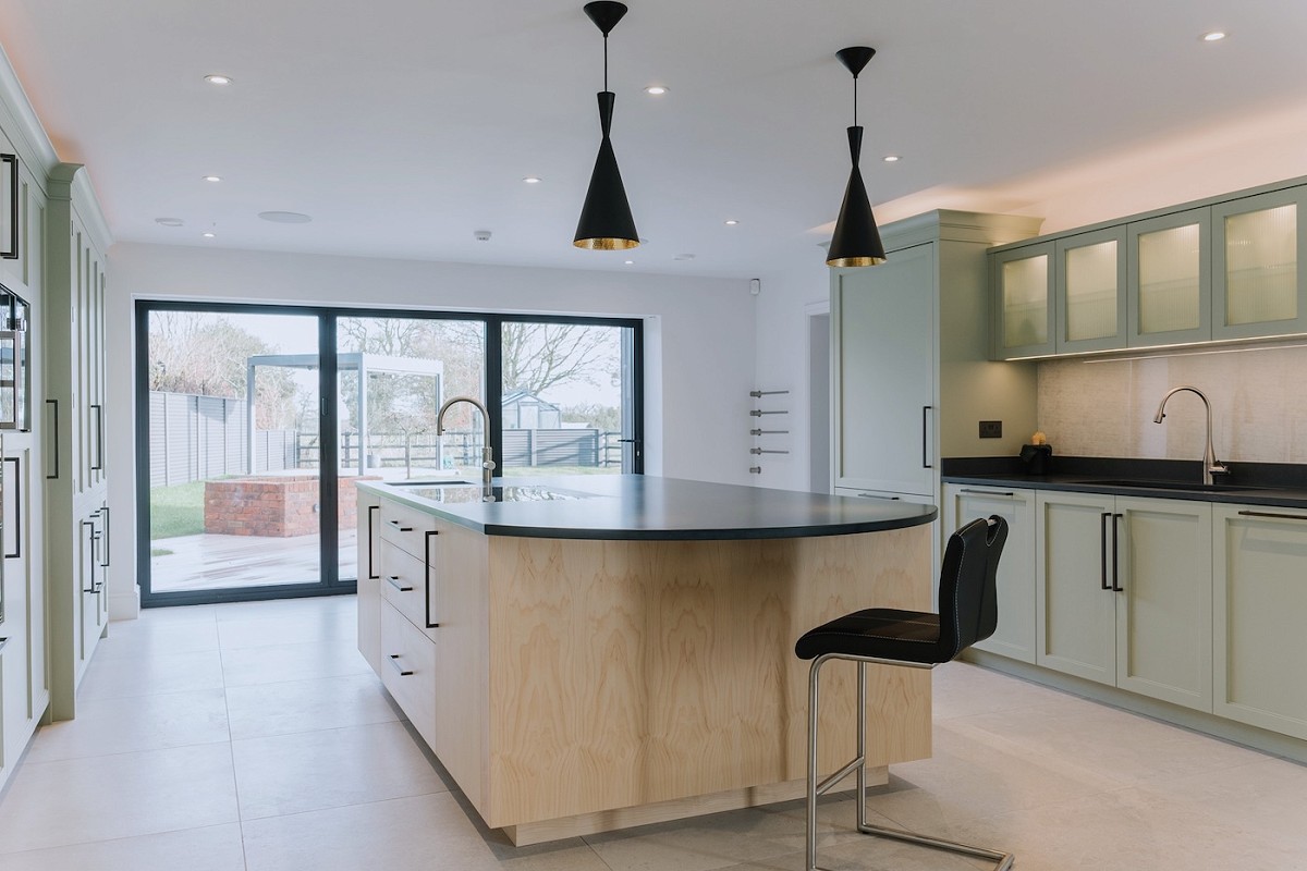 Contemporary Kitchen and Entrance Screen - Nantwich, Cheshire