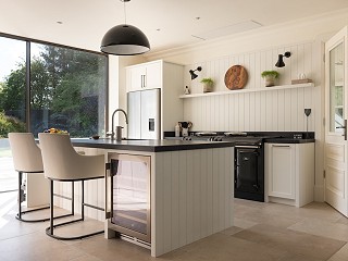 Classical New England Kitchen - Great Budworth