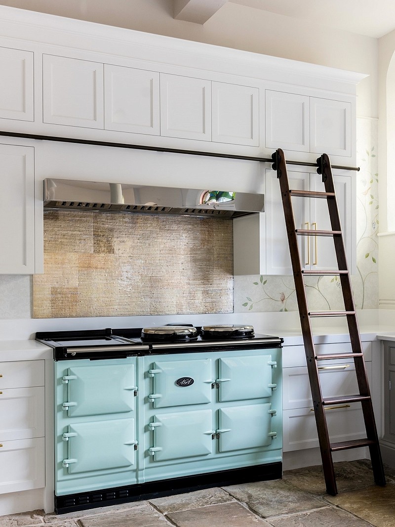 A luxury kitchen made for a client in Alderley Edge by David Lisle Kitchen Design