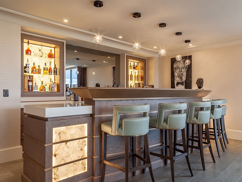 The Rise of the Bespoke Home Bar: Why Luxury Homeowners Are Investing in Entertaining Spaces